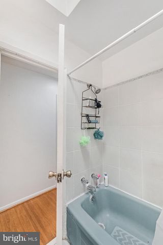 8909 E ROOSEVELT BLVD, Philadelphia, PA 19152