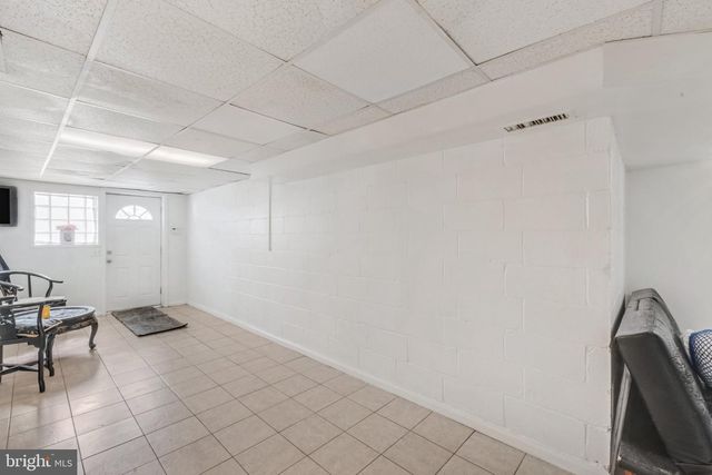 8909 E ROOSEVELT BLVD, Philadelphia, PA 19152