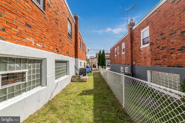 8909 E ROOSEVELT BLVD, Philadelphia, PA 19152