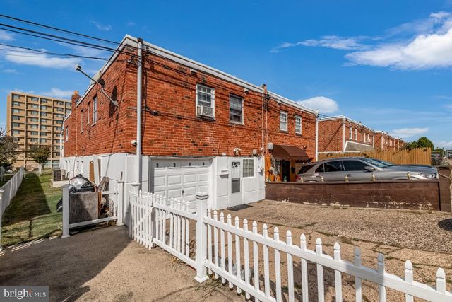 8909 E ROOSEVELT BLVD, Philadelphia, PA 19152