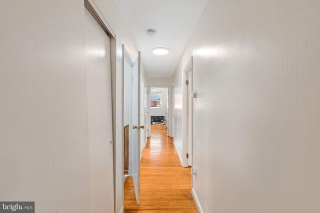 8909 E ROOSEVELT BLVD, Philadelphia, PA 19152