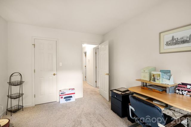 6306 Oxwynn Lane, Charlotte, NC 28270
