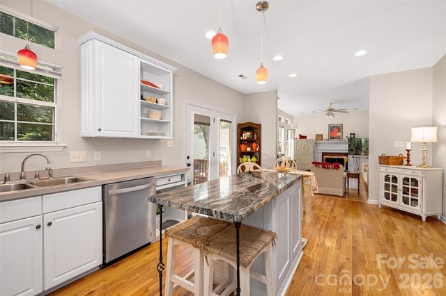 6306 Oxwynn Lane, Charlotte, NC 28270