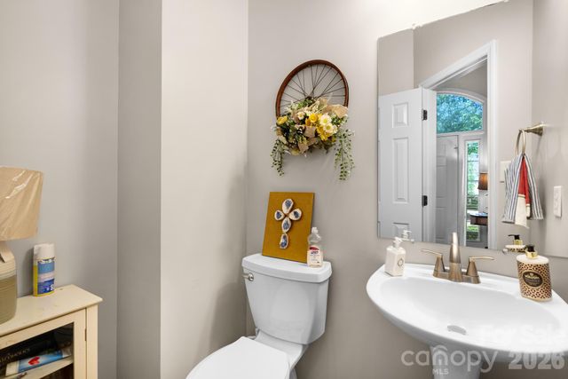 6306 Oxwynn Lane, Charlotte, NC 28270