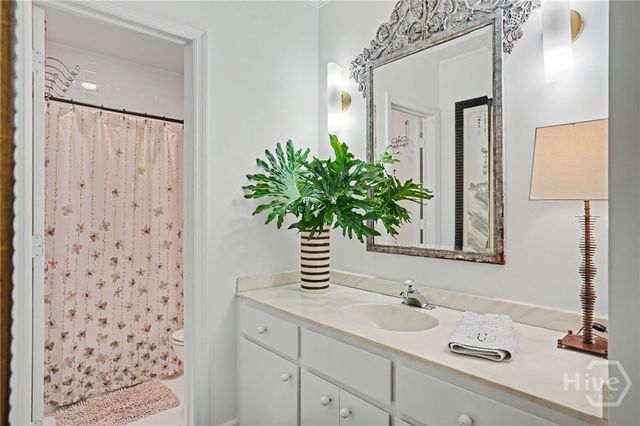 2 Mackay Lane, Savannah, GA 31411