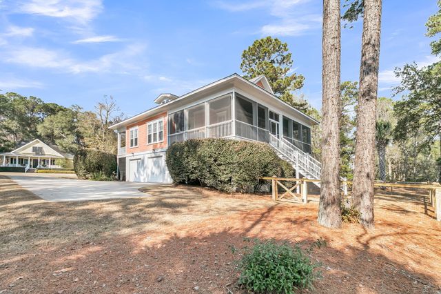 1052 Bradbury Lane, Charleston, SC 29492