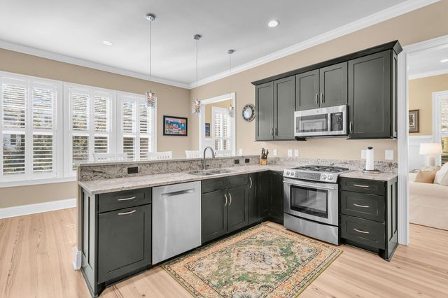 1052 Bradbury Lane, Charleston, SC 29492
