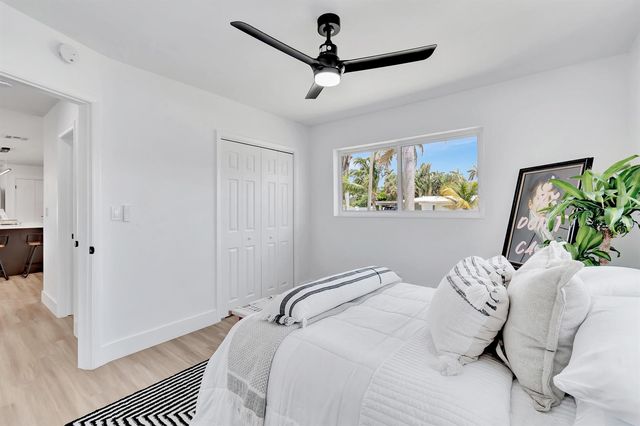 620 Las Palmas Park, Boynton Beach, FL 33435
