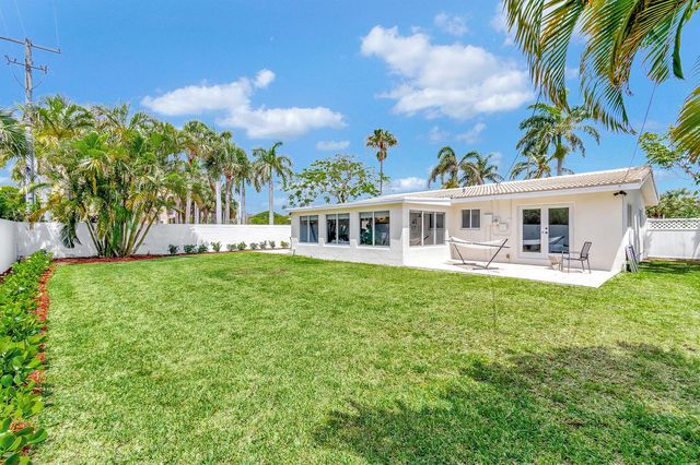 620 Las Palmas Park, Boynton Beach, FL 33435