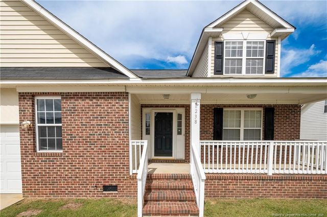 8238 English Saddle Drive, Fayetteville, NC 28314