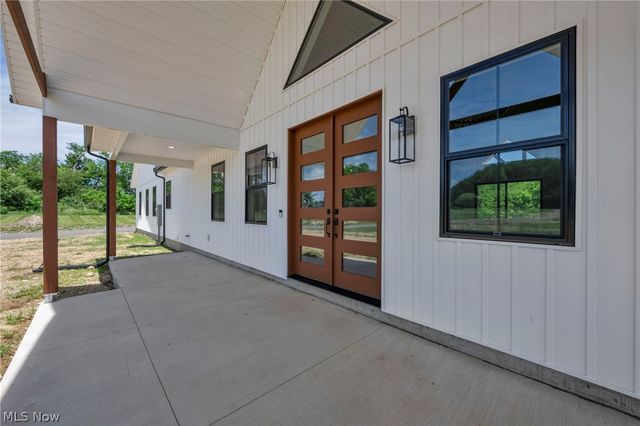 11605 Aquilla Road, Chardon, OH 44024