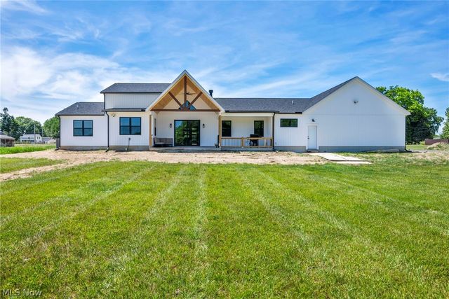 11605 Aquilla Road, Chardon, OH 44024