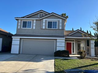 1460 Portsmouth Ln, Gustine, CA 95322