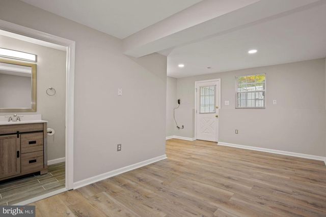 1539 WOODCREST DR, Reston, VA 20194