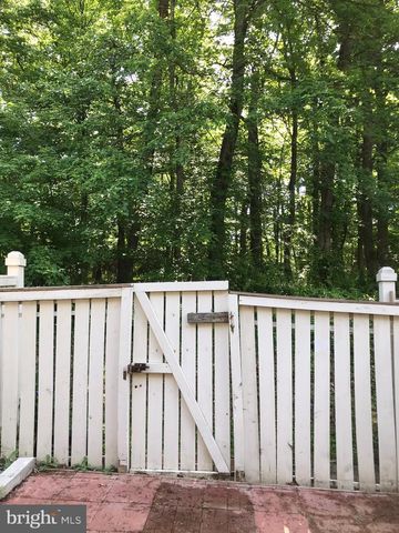 1539 WOODCREST DR, Reston, VA 20194