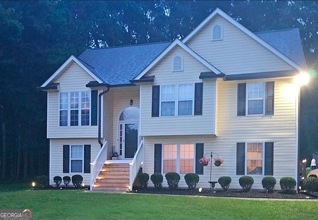 90 Hollow Oaks Court, Newnan, GA 30263