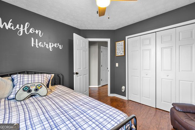 90 Hollow Oaks Court, Newnan, GA 30263