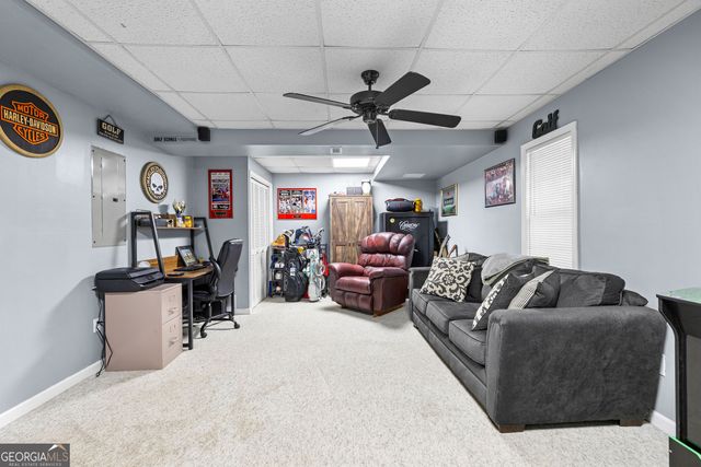 90 Hollow Oaks Court, Newnan, GA 30263