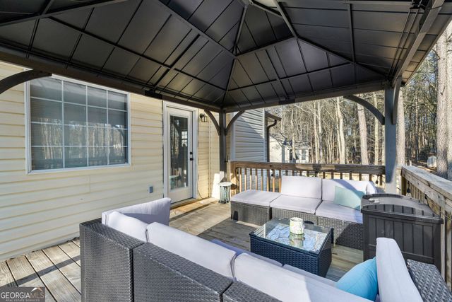 90 Hollow Oaks Court, Newnan, GA 30263