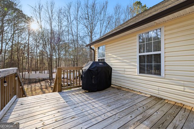 90 Hollow Oaks Court, Newnan, GA 30263