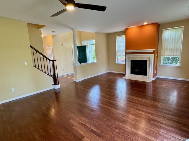 8 Green Court, Middletown, NY 10940