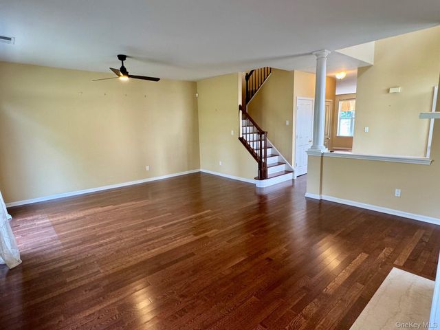 8 Green Court, Middletown, NY 10940