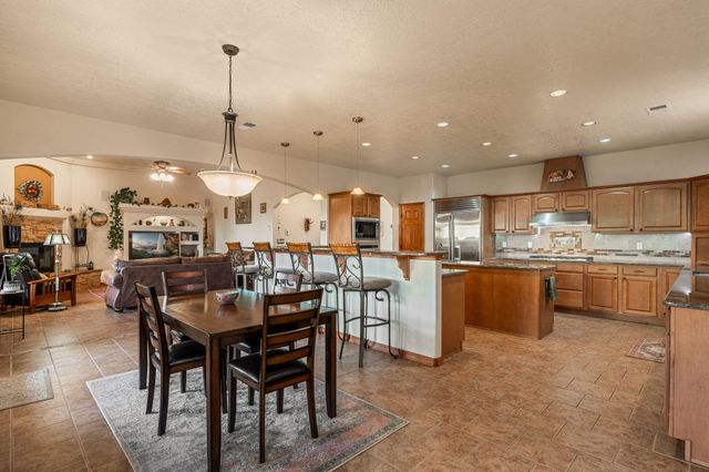 9820 Benton Street NW, Albuquerque, NM 87114