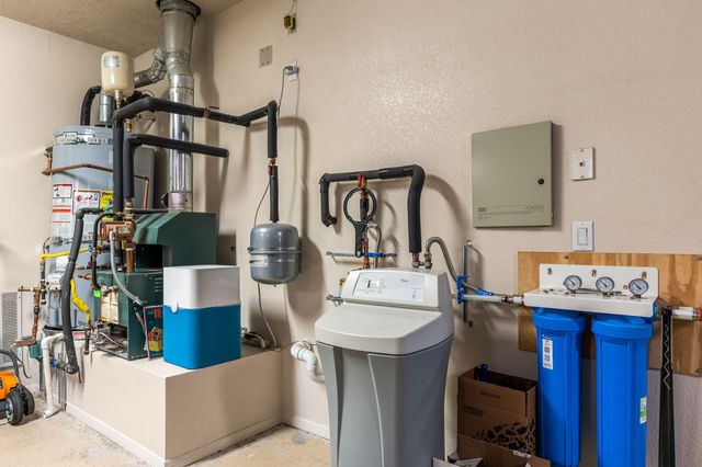 9820 Benton Street NW, Albuquerque, NM 87114