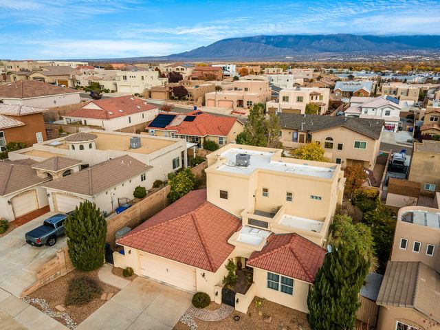 9820 Benton Street NW, Albuquerque, NM 87114