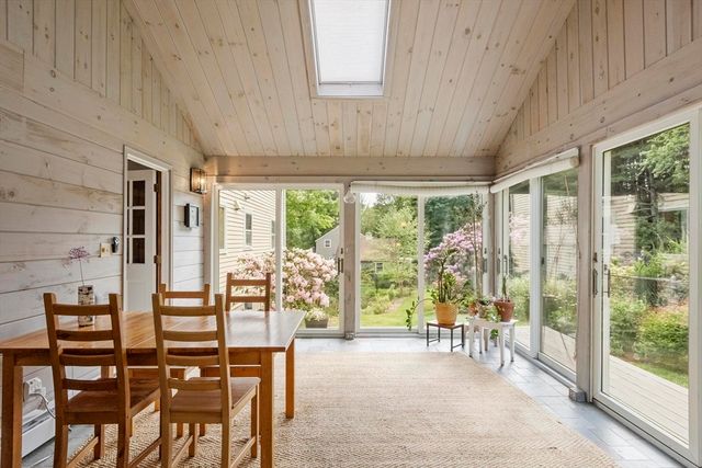 9 Butternut Road, Westford, MA 01886
