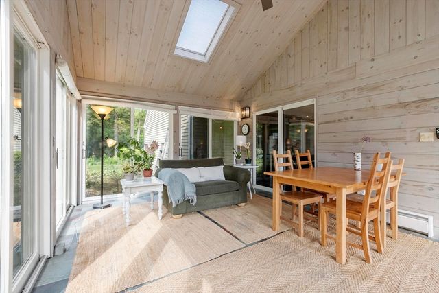 9 Butternut Road, Westford, MA 01886
