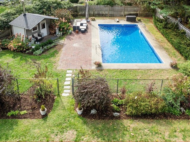 9 Butternut Road, Westford, MA 01886
