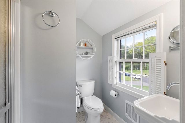 9 Butternut Road, Westford, MA 01886