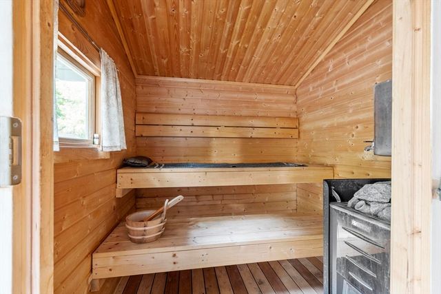 9 Butternut Road, Westford, MA 01886