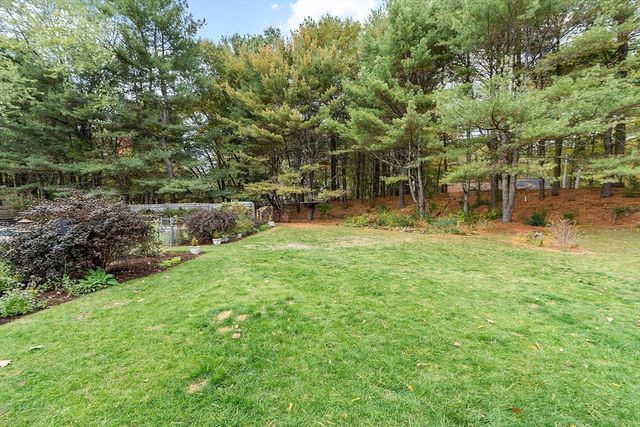 9 Butternut Road, Westford, MA 01886