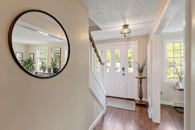 9 Butternut Road, Westford, MA 01886