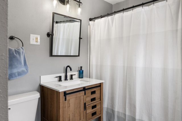 319 1st Avenue NW, Mayville, ND 58257