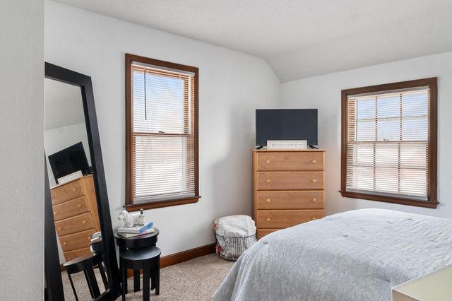 319 1st Avenue NW, Mayville, ND 58257