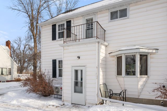 319 1st Avenue NW, Mayville, ND 58257