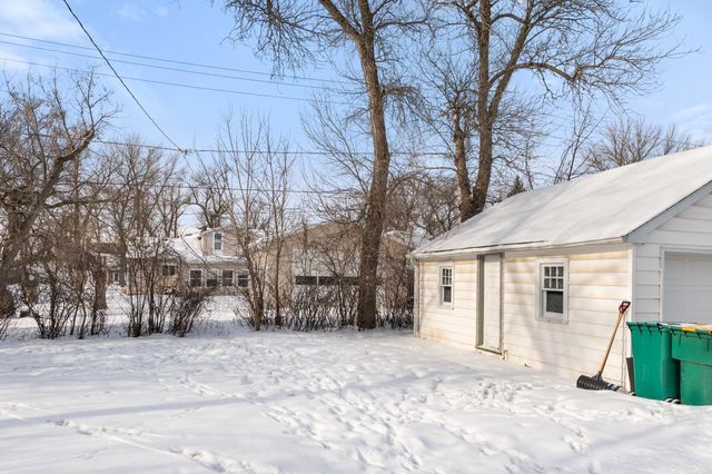 319 1st Avenue NW, Mayville, ND 58257