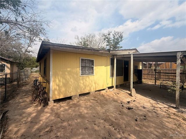 1402 Paseo Del Sol Street, Alamo, TX 78516