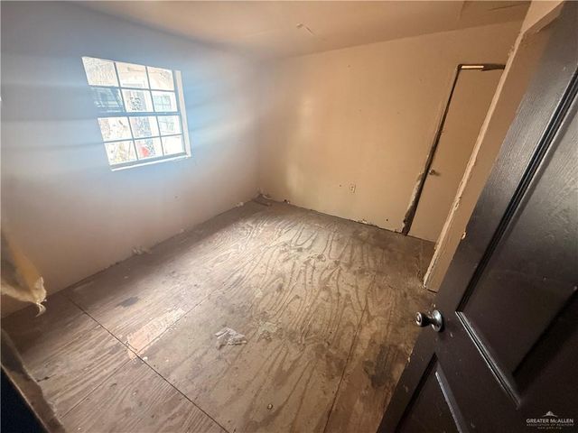 1402 Paseo Del Sol Street, Alamo, TX 78516