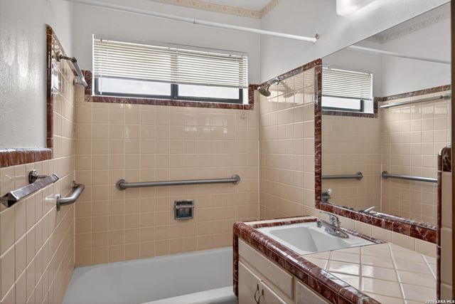 242 Middlebury, San Antonio, TX 78217