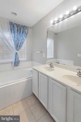 13503 BANNACKER PL, Herndon, VA 20171