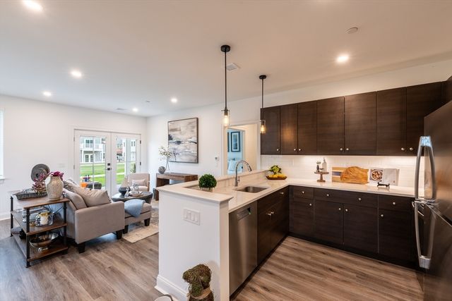 15 High Street 908, Norwell, MA 02061