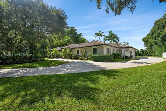 11070 SW 52nd Ct, Davie, FL 33328