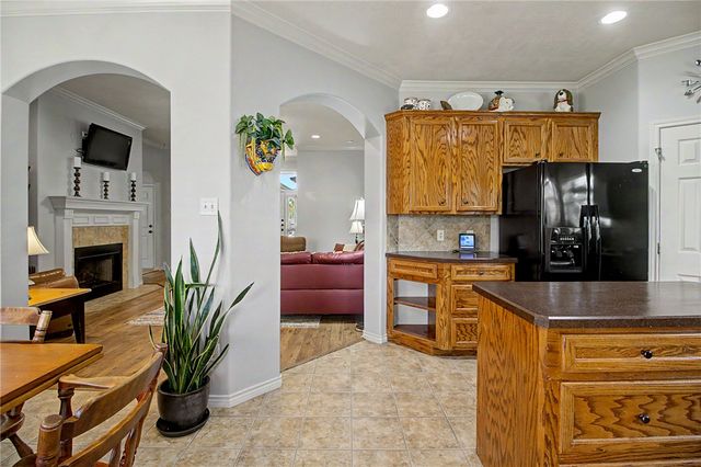 110 Meir Lane, College Station, TX 77845