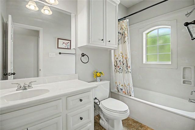 110 Meir Lane, College Station, TX 77845