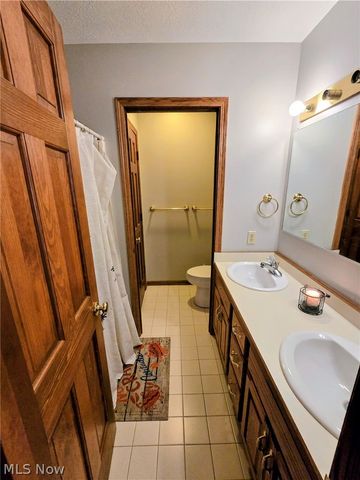 115 Cooper Drive, St Clairsville, OH 43950