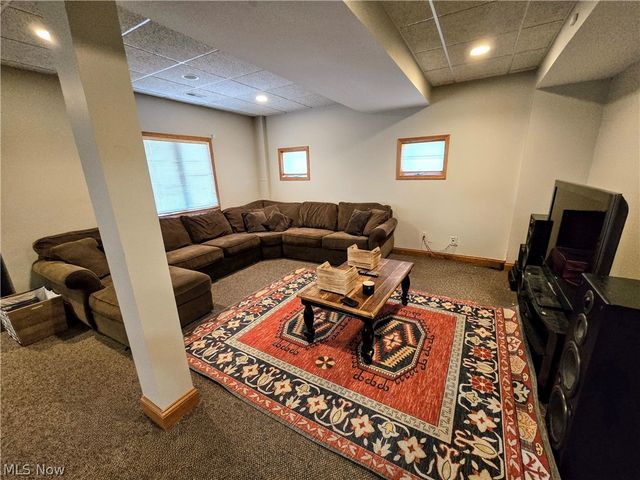 115 Cooper Drive, St Clairsville, OH 43950